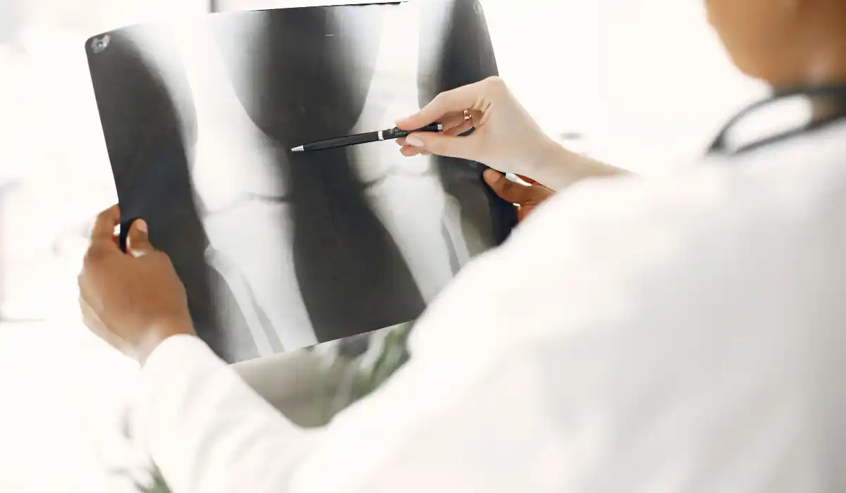 Normal Knee MRI vs Abnormal: What Results Can Mean